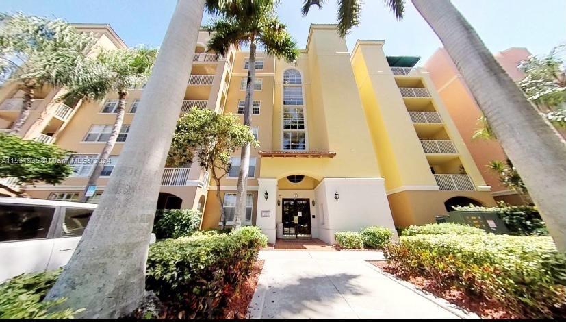 19701 East Country Club Dr Unit 5405  