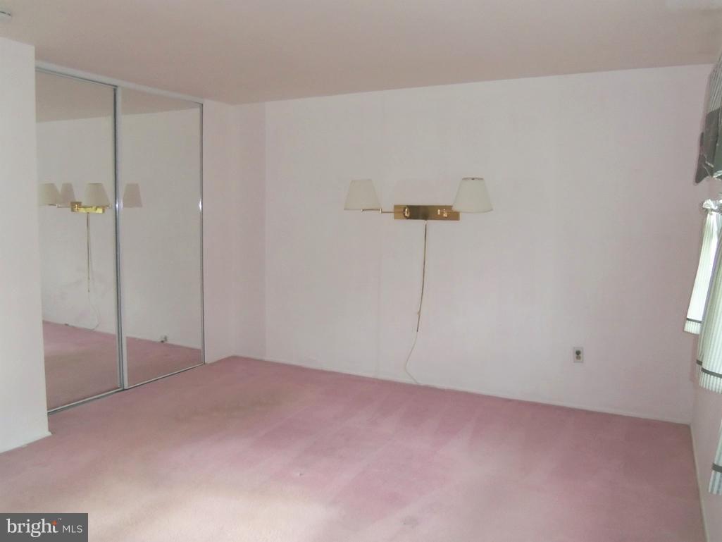 1807 Newcastle Road Baltimore, MD 21244 - Photo 13 of 27 Bedroom (Master)