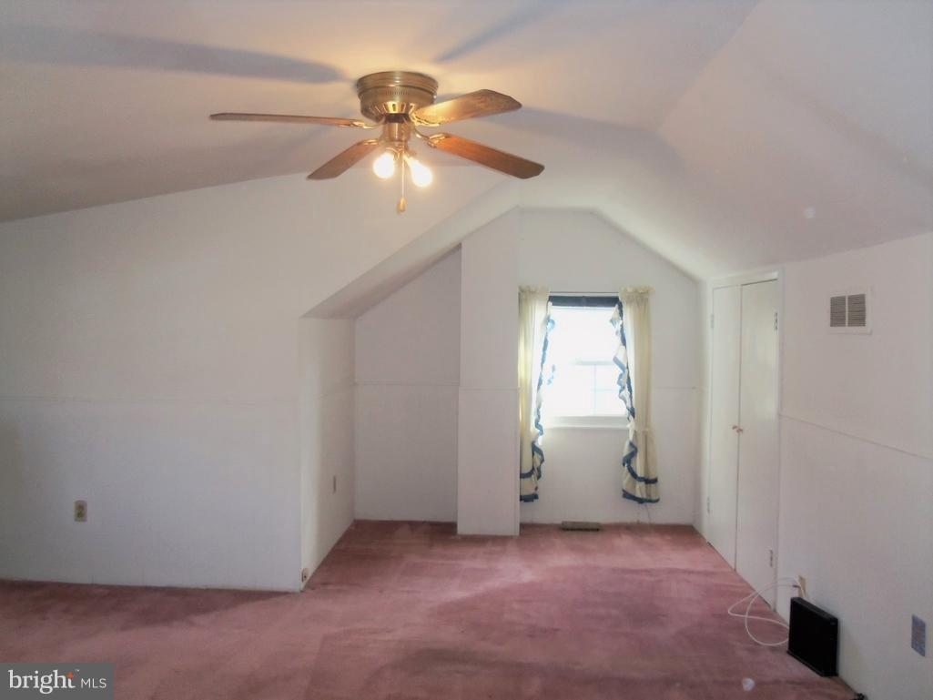 1807 Newcastle Road Baltimore, MD 21244 - Photo 20 of 27 Bedroom