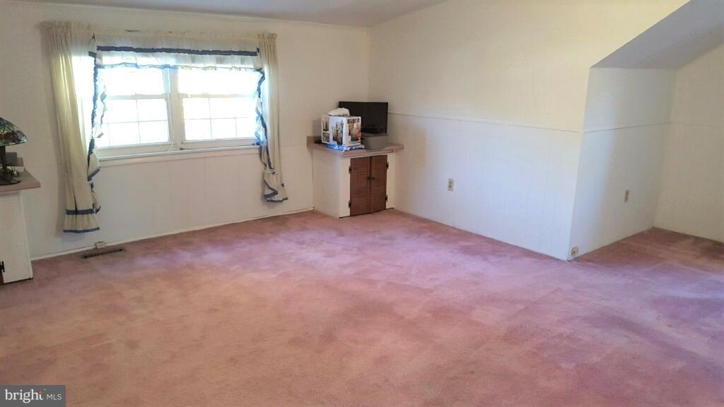 1807 Newcastle Road Baltimore, MD 21244 - Photo 22 of 27 Bedroom