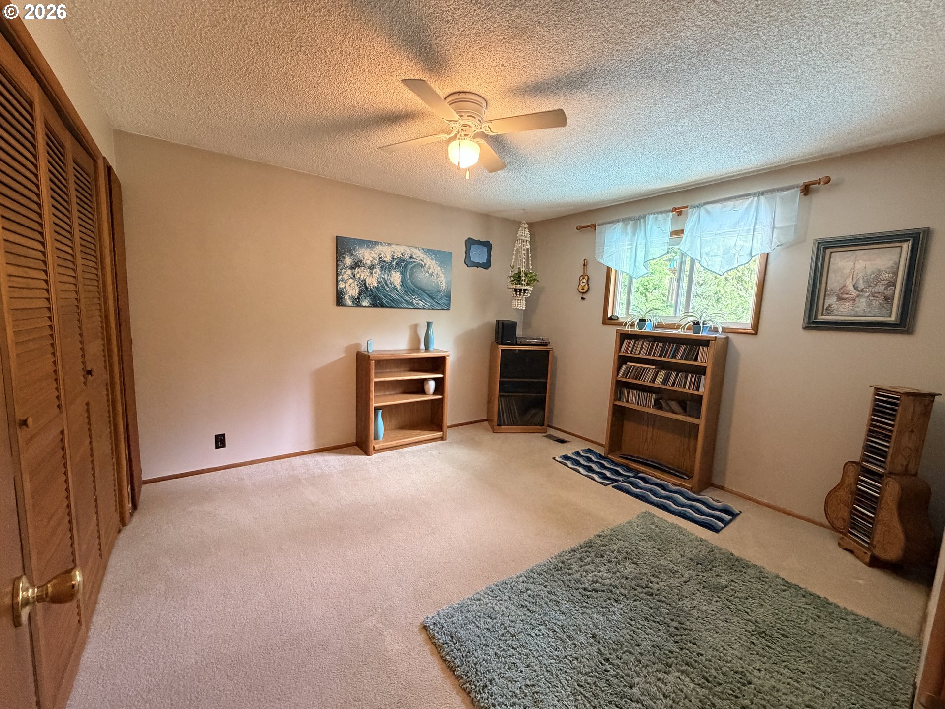 2260 Arthur Drive Reedsport, OR 97467 - Photo 13 of 36 Bedroom