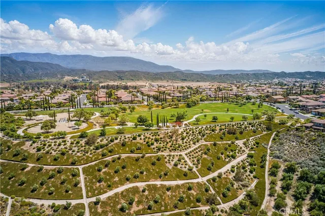 $950,000 | 44260 Nighthawk Pass, Temecula, CA 92592