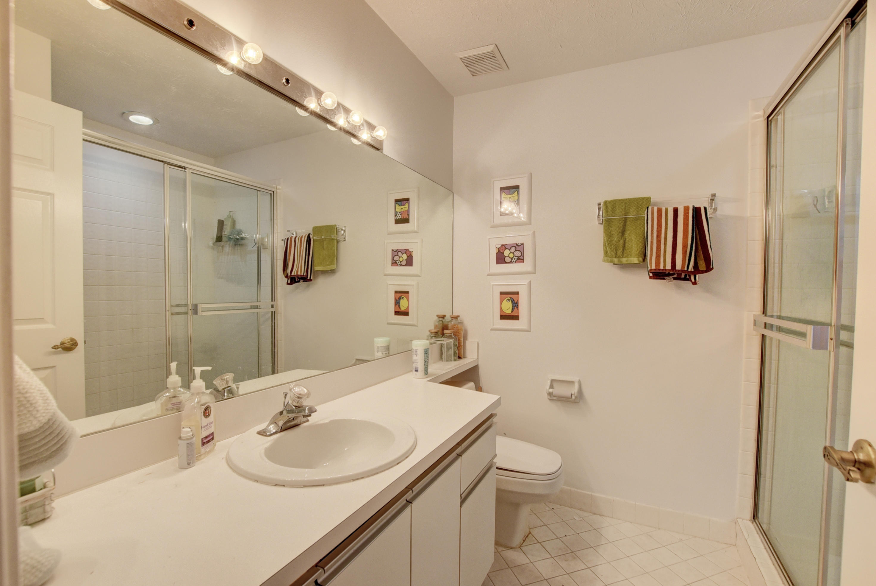 22667 Meridiana Drive Boca Raton, FL 33433 - Photo 9 of 40 09_ebf_0616and4more