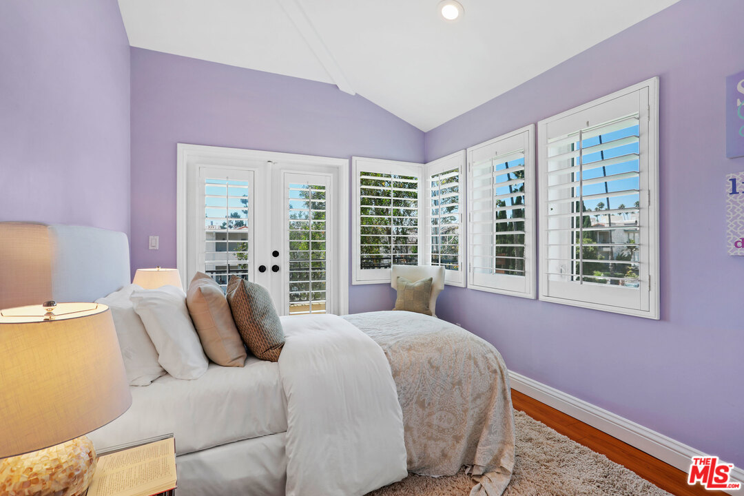 1915 Washington Avenue Santa Monica, CA 90403 - Photo 18 of 32