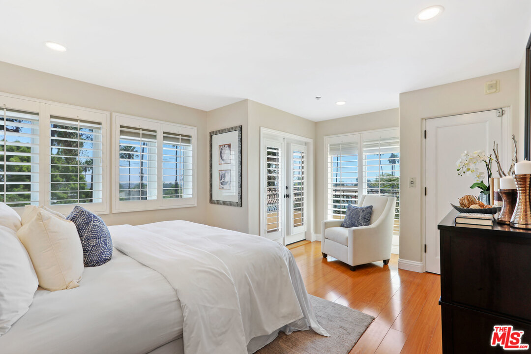 1915 Washington Avenue Santa Monica, CA 90403 - Photo 20 of 32