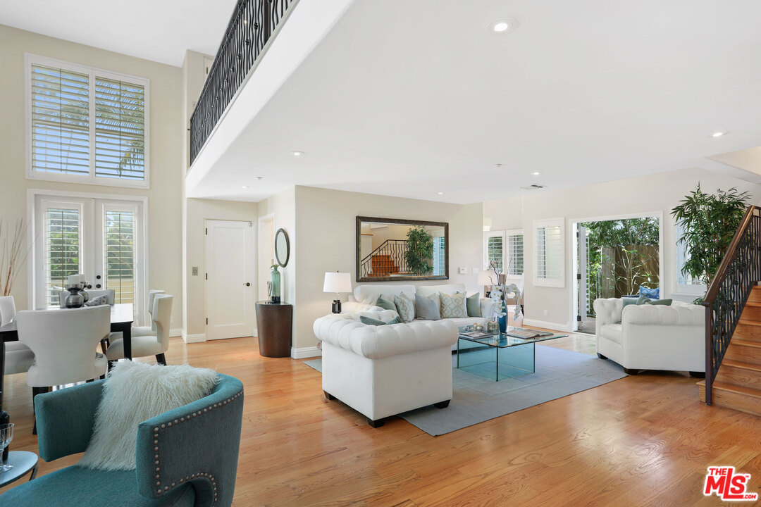 1915 Washington Avenue Santa Monica, CA 90403 - Photo 3 of 32