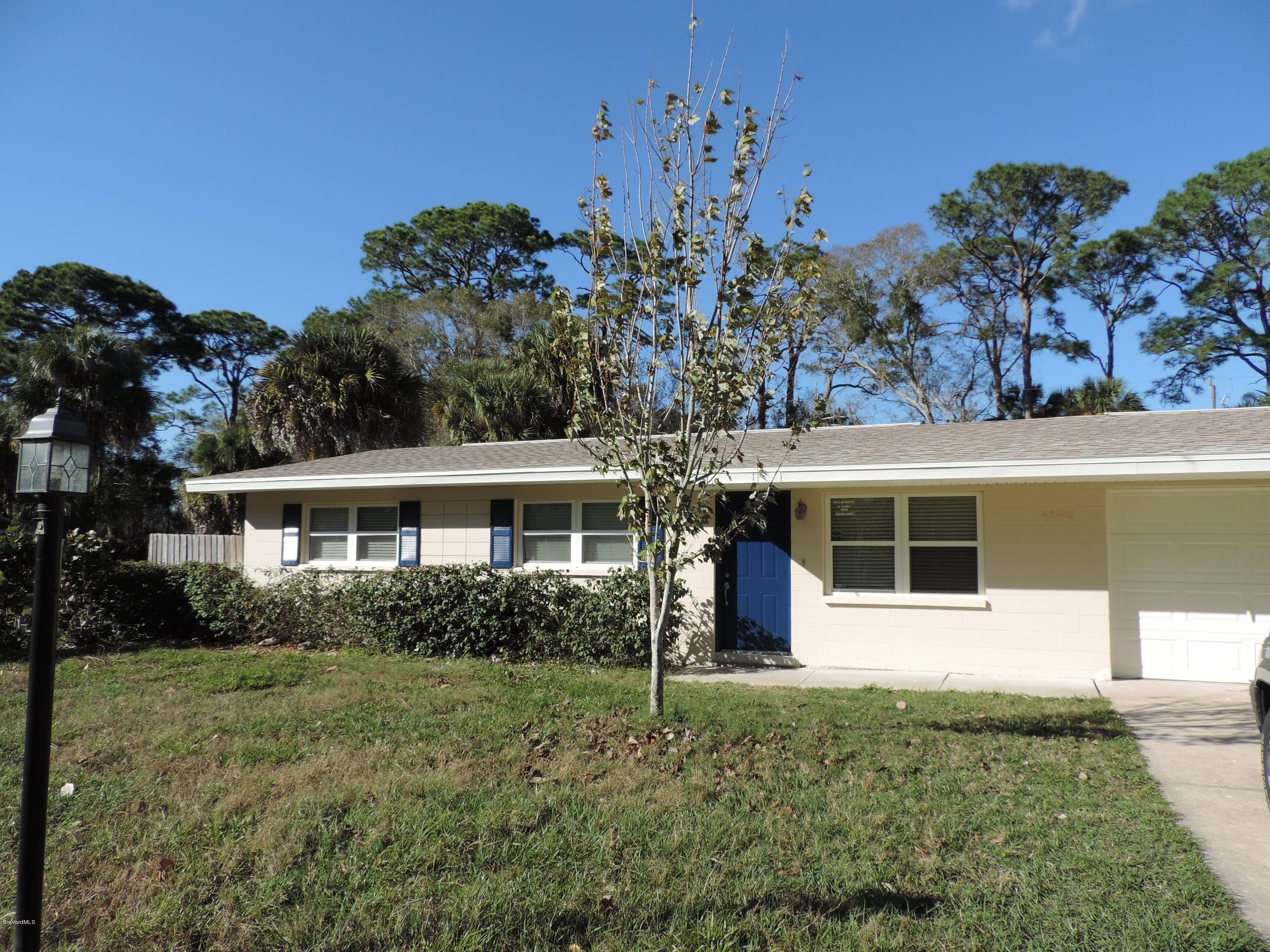 1046 Hayden Road Rockledge, FL 32955 - Photo 20 of 31 Nice yard