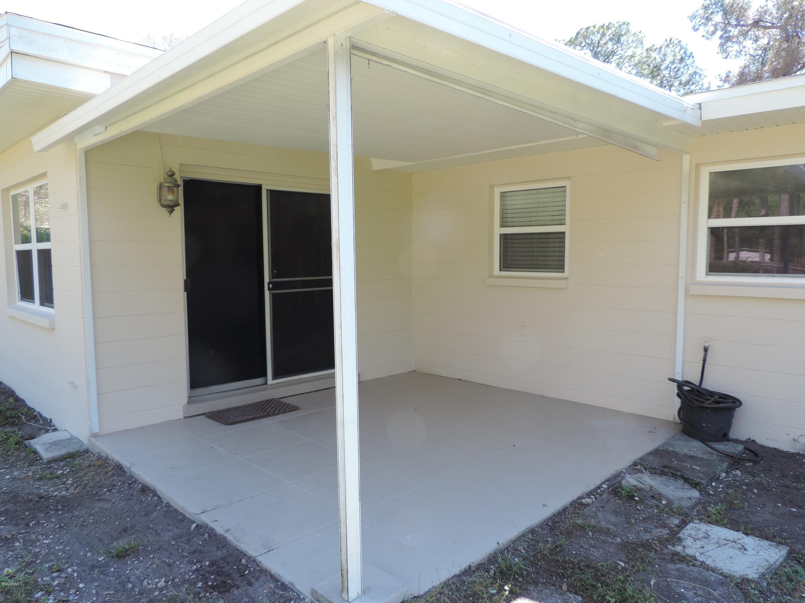 1046 Hayden Road Rockledge, FL 32955 - Photo 29 of 31 Patio