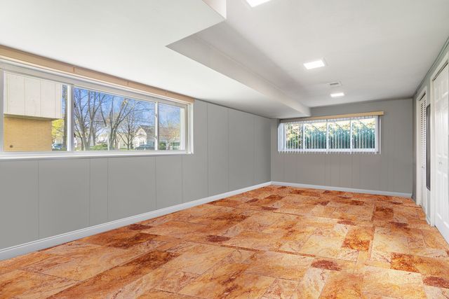 $345,000 | 1590 Grove Avenue, Highland Park, IL 60035