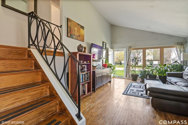 $345,000 | 1590 Grove Avenue, Highland Park, IL 60035