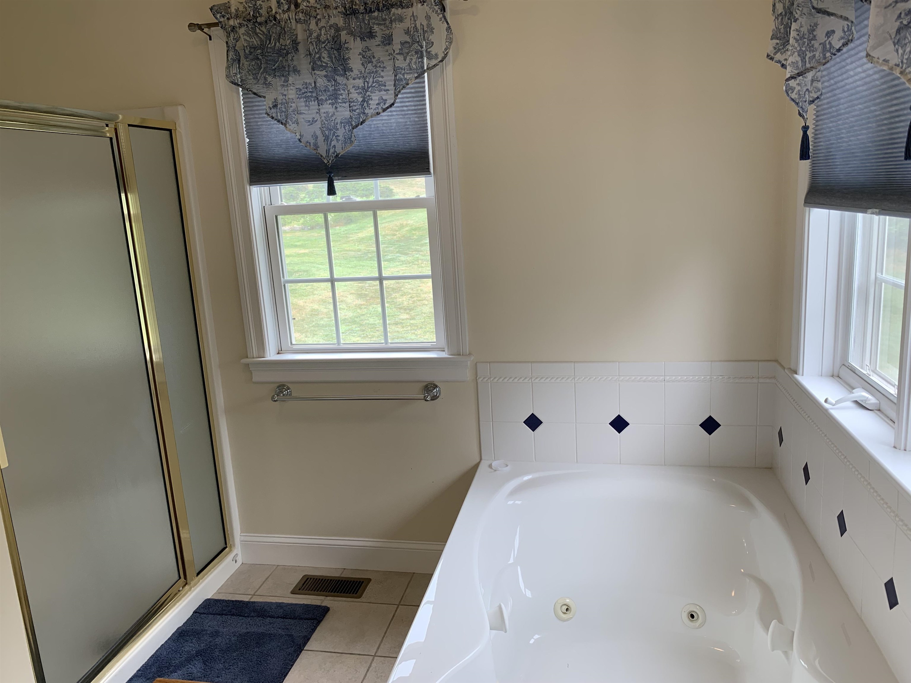 5 Parish Square Atkinson, NH 03811 - Photo 12 of 40