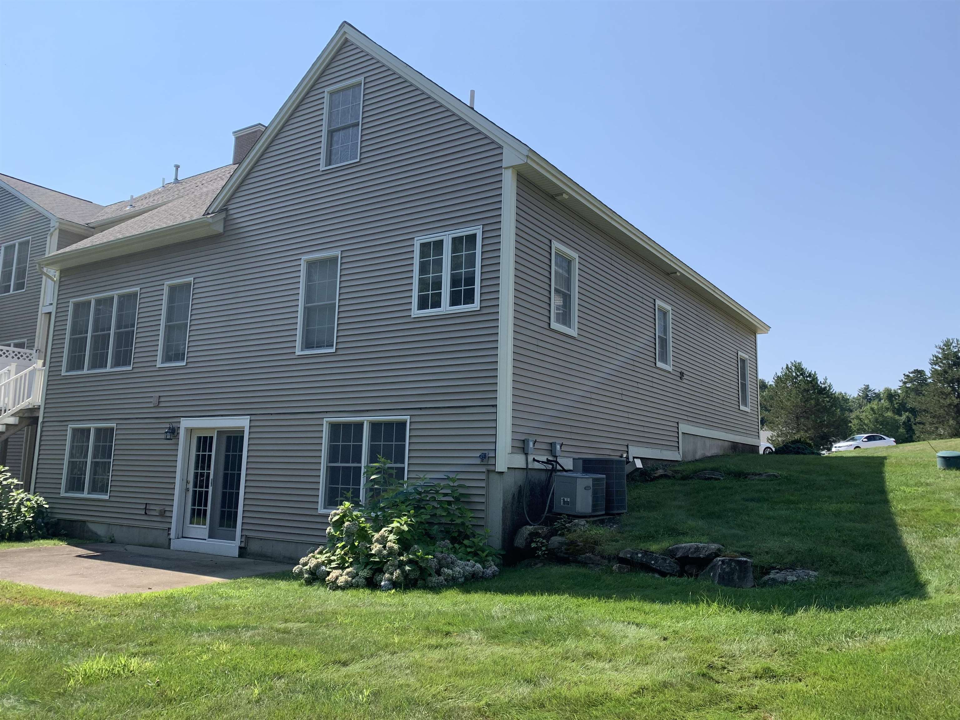 5 Parish Square Atkinson, NH 03811 - Photo 24 of 40