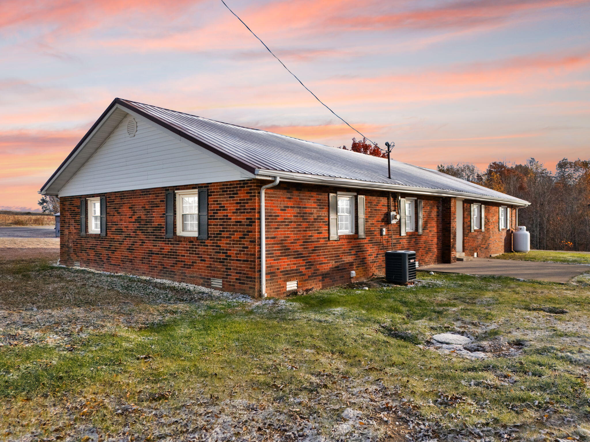 1237 Hwy 934 Jet Ping Road Somerset, KY 42503 - Photo 44 of 69 44-web-or-mls-DJI_20251111082728_0036_D