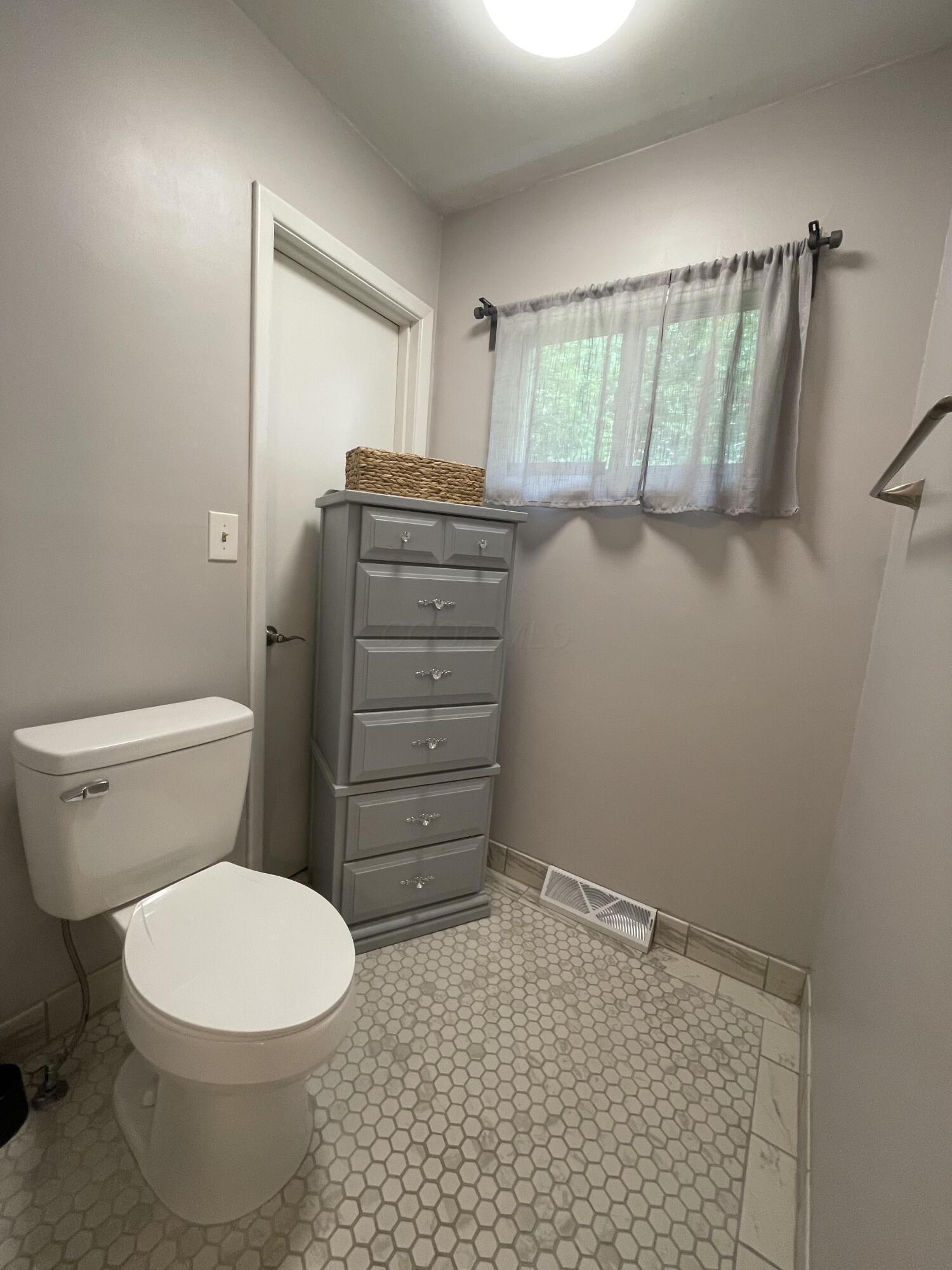 960 Rockcamp Road New Marshfield, OH 45766 - Photo 15 of 73 15) 72666-6a31fd05234c0