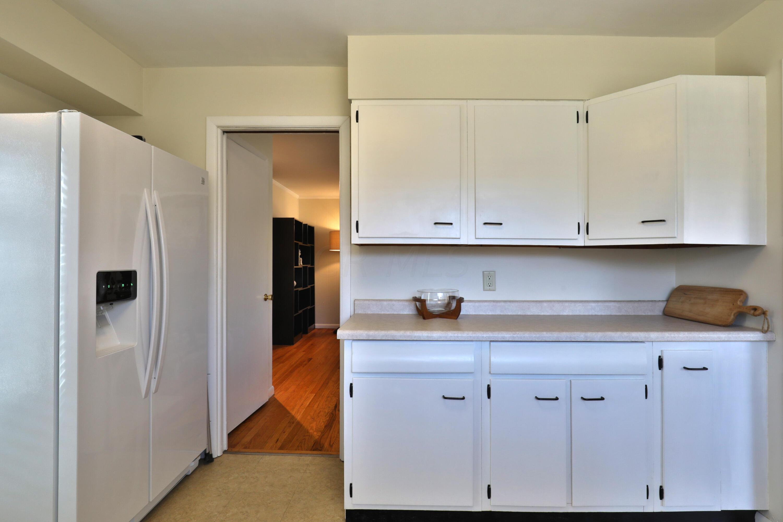 207 Lake Ridge Road Worthington, OH 43085 - Photo 18 of 60 Kitchen