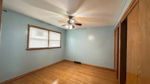 $3,000 | 4819 West Winnemac Avenue, Chicago, IL 60630