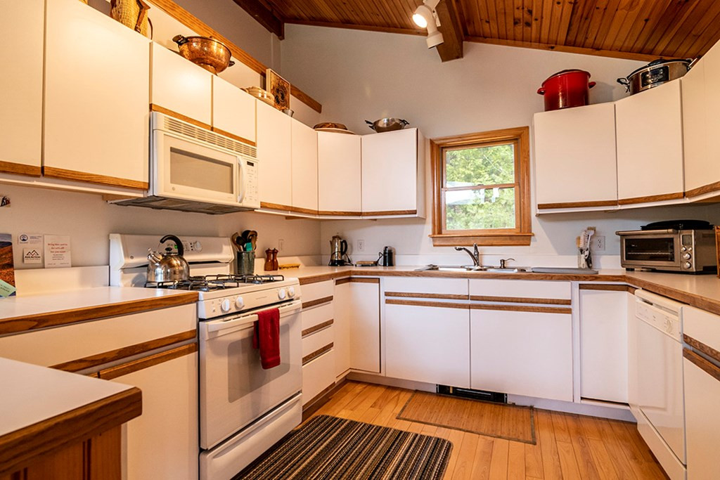 279 Hazen Road Jay, NY 12941 - Photo 8 of 28 Gallery Image 8