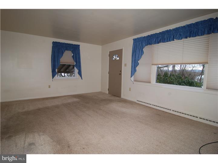 112 Williams Street Reading, PA 19607 - Photo 2 of 19 Gallery Image 2