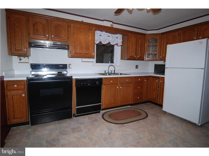 112 Williams Street Reading, PA 19607 - Photo 4 of 19 Gallery Image 4
