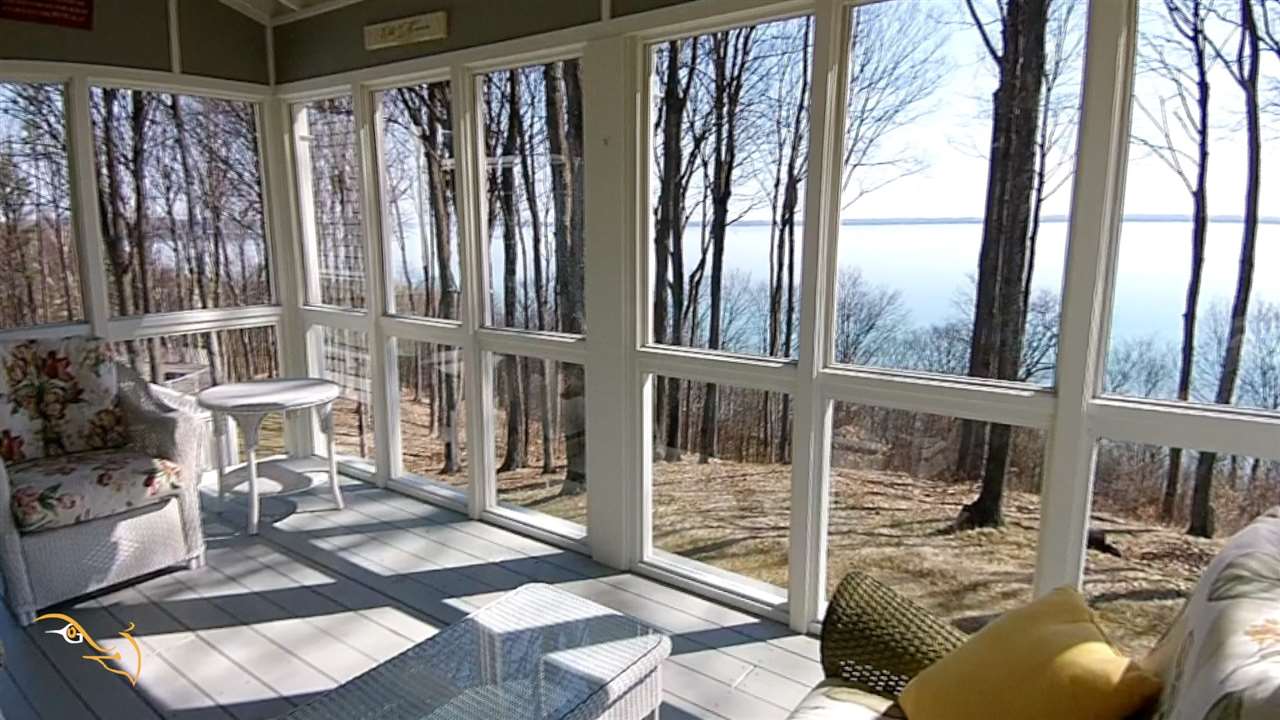 3989 Smokey Ridge Road Traverse City, MI 49686 - Photo 5 of 32 1821585-4.JPG