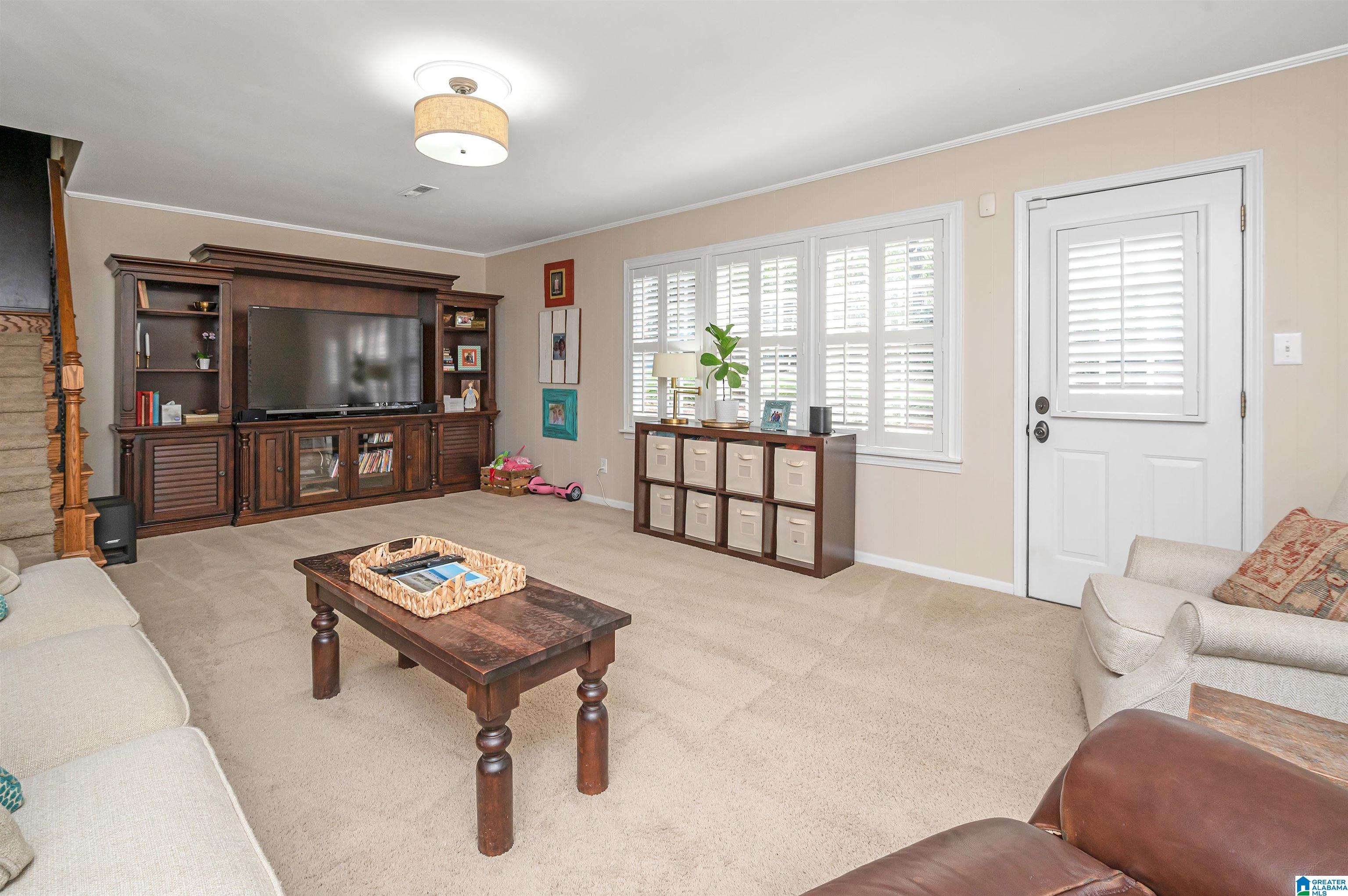 3273 Tyrol Road Vestavia Hills, AL 35216 - Photo 18 of 42