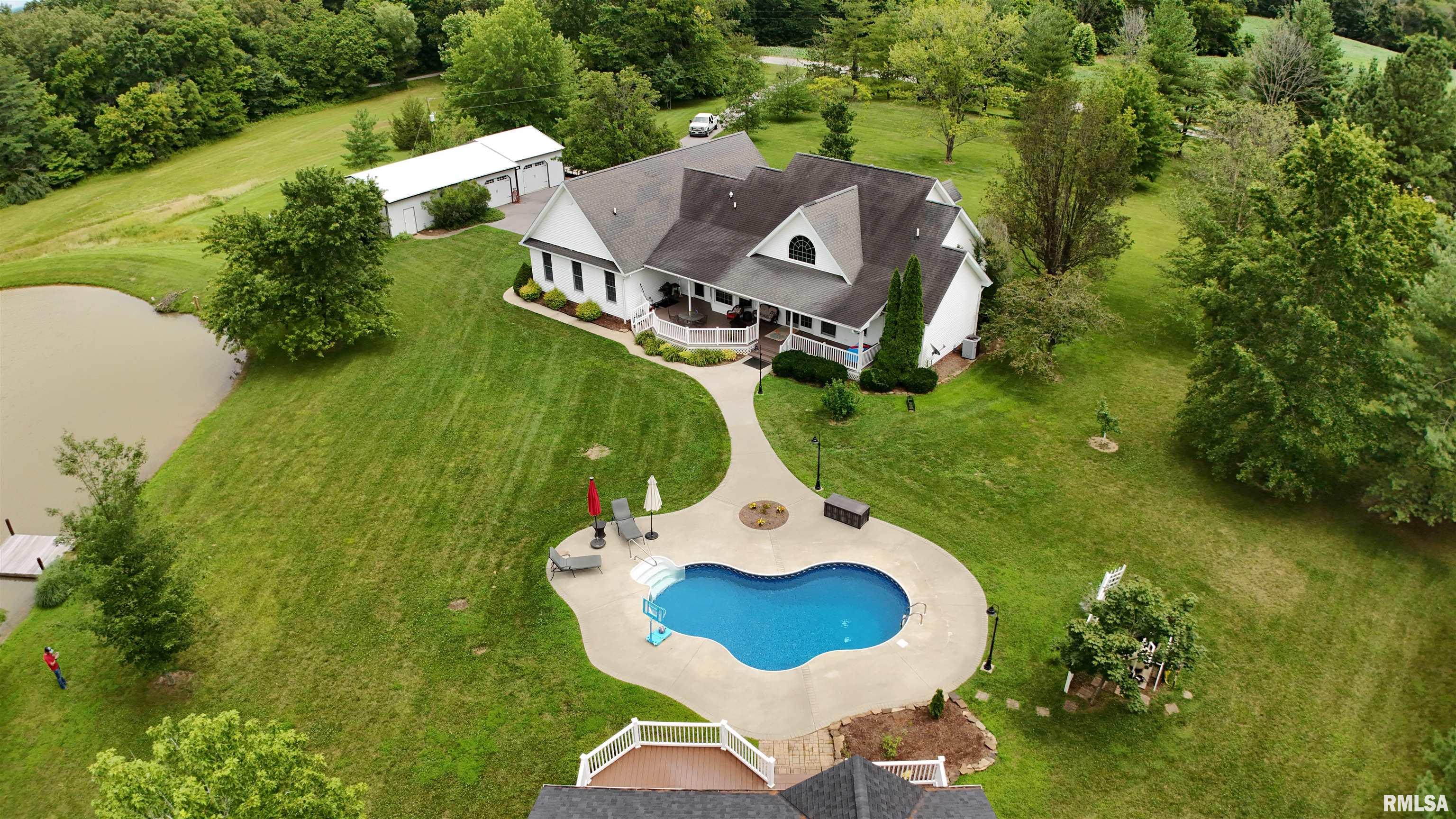 2465 Lick Creek Road Anna, IL 62906 - Photo 1 of 51 Gallery Image 1