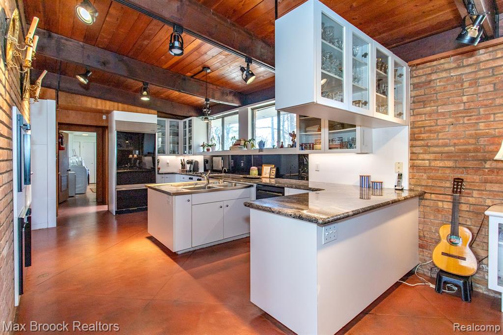 30875 Franklin Road Franklin, MI 48025 - Photo 22 of 86