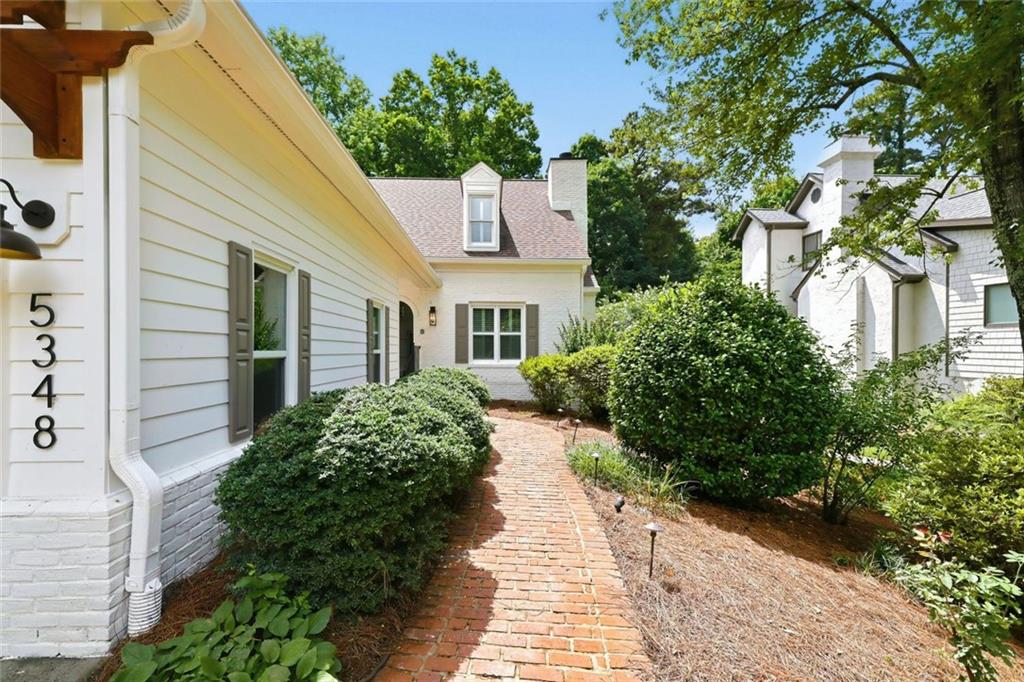 5348 Greenland Road Northeast Sandy Springs, GA 30342 - Photo 4 of 74