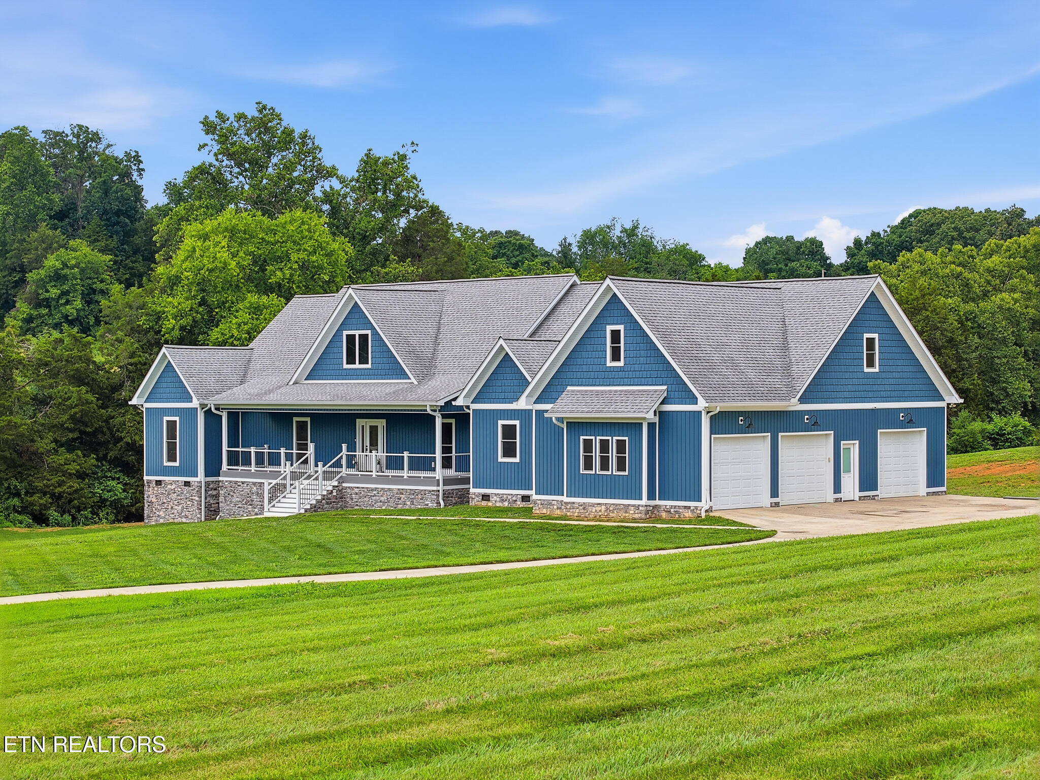 641 Zirkle Road Dandridge, TN 37725 - Photo 3 of 40 03-641_Zirkle_Rd_013