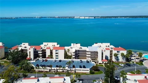 $459,000 | 5729 La Puerta Del Sol Boulevard South, Unit 486, St. Petersburg, FL 33715