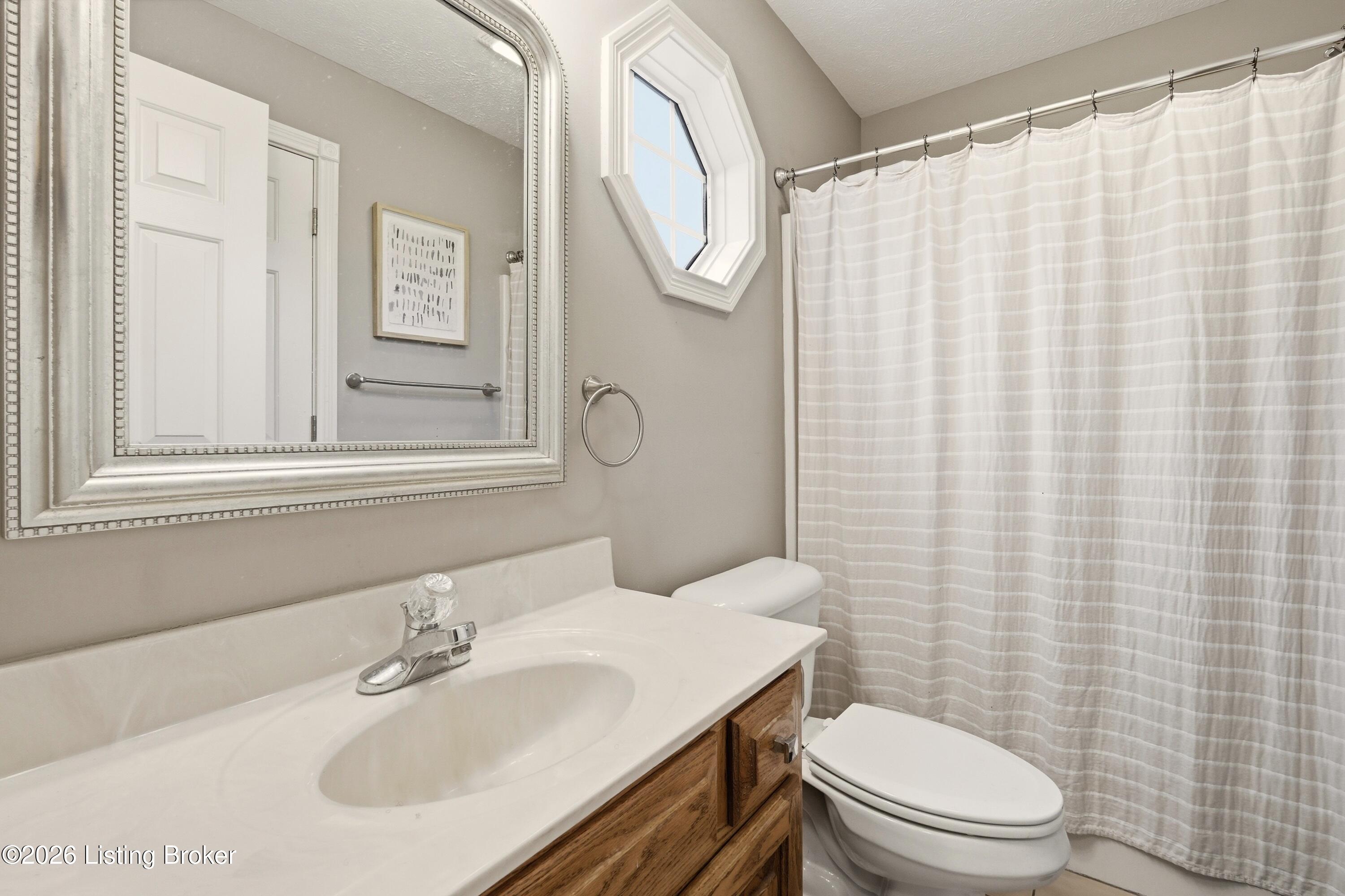 7101 Mt Washington Road Louisville, KY 40229 - Photo 22 of 43 7101 Mt Washington Rd