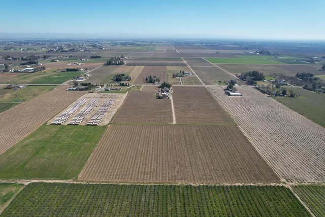 $850,000 | 21863 Bruella Road, Acampo, CA 95220