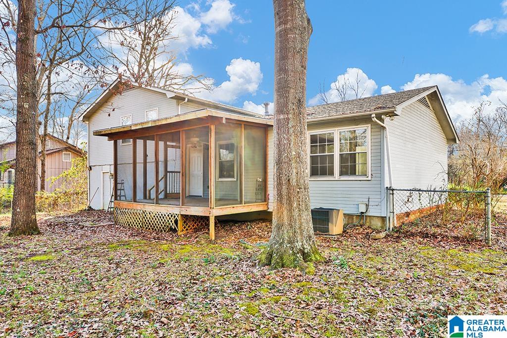 1031 Emory Place Anniston, AL 36207 - Photo 4 of 29