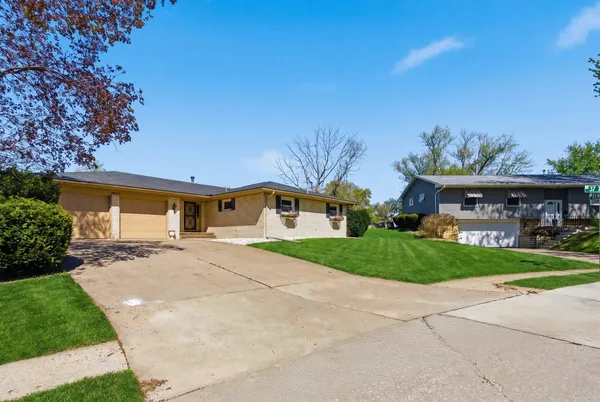 $303,000 | 3617 25th Avenue, Rock Island, IL 61201
