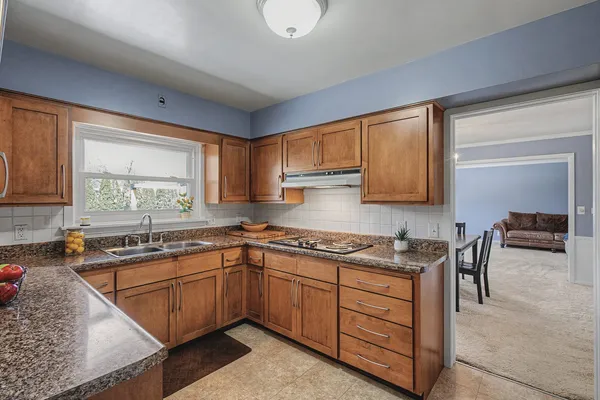 $303,000 | 3617 25th Avenue, Rock Island, IL 61201