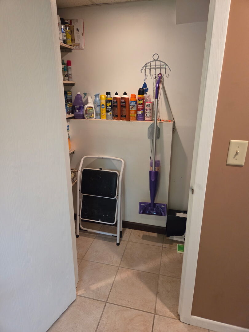 8317 10th Street West Rock Island, IL 61201 - Photo 14 of 16