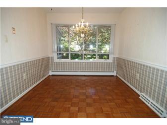 814 Broadcasting Road Wyomissing, PA 19610 - Photo 4 of 12 Gallery Image 4