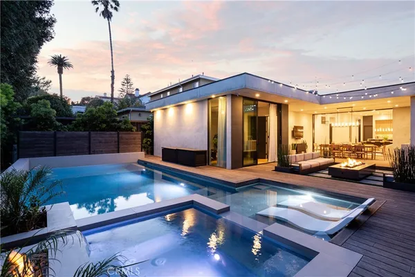 $4,695,000 | 1756 Voorhees Avenue, Manhattan Beach, CA 90266