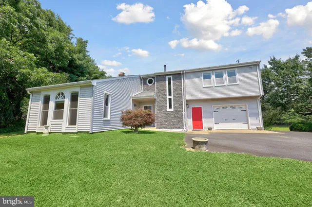 $775,000 | 9235 Lees Ridge Road, Warrenton, VA 20186