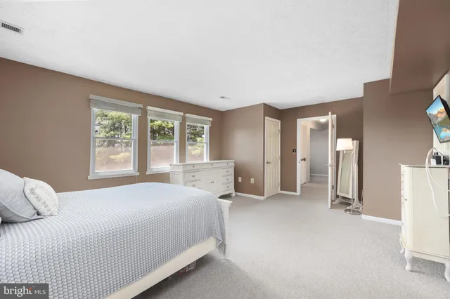 $775,000 | 9235 Lees Ridge Road, Warrenton, VA 20186