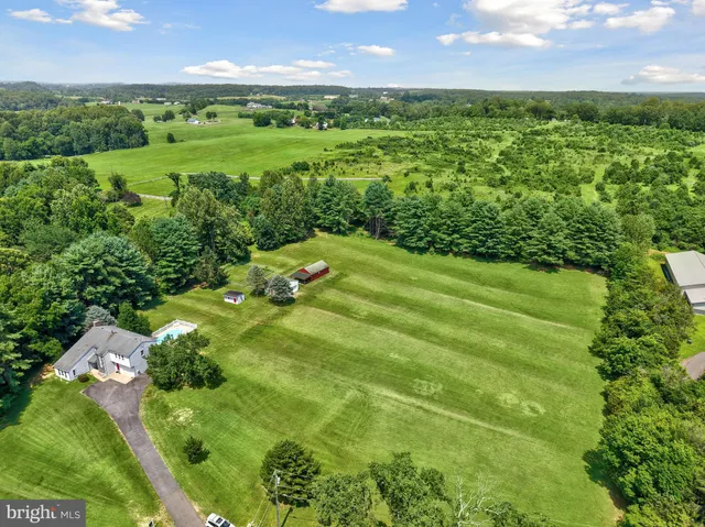 $775,000 | 9235 Lees Ridge Road, Warrenton, VA 20186