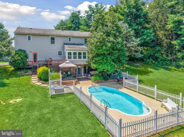 $775,000 | 9235 Lees Ridge Road, Warrenton, VA 20186