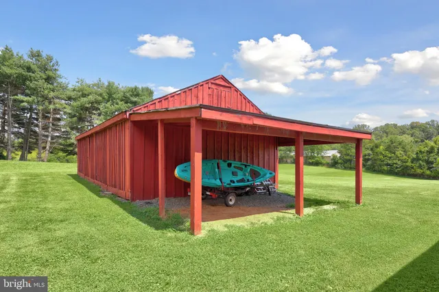 $775,000 | 9235 Lees Ridge Road, Warrenton, VA 20186