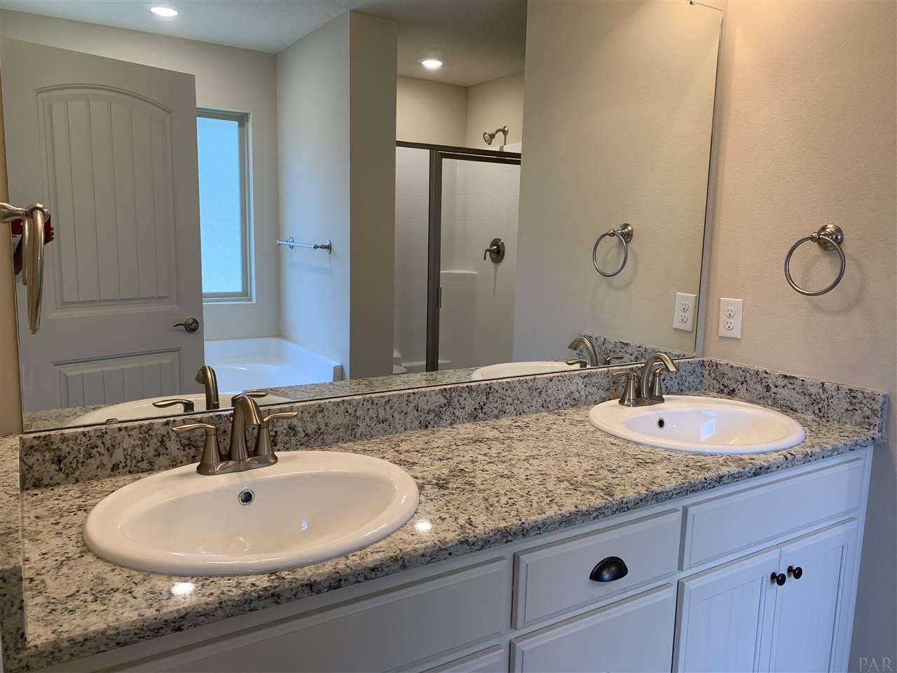 2069 Bergren Road Gulf Breeze, FL 32563 - Photo 12 of 24 Gallery Image 12
