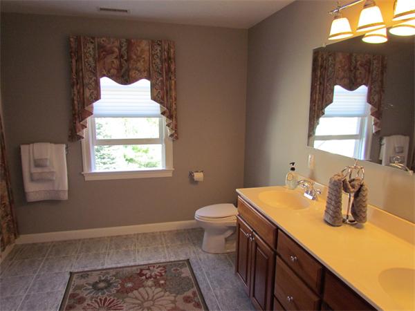 23 A Castle Road Northborough, MA 01532 - Photo 21 of 30 Gallery Image 21