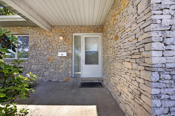 $320,000 | 701 West Gordon Pike, Bloomington, IN 47403