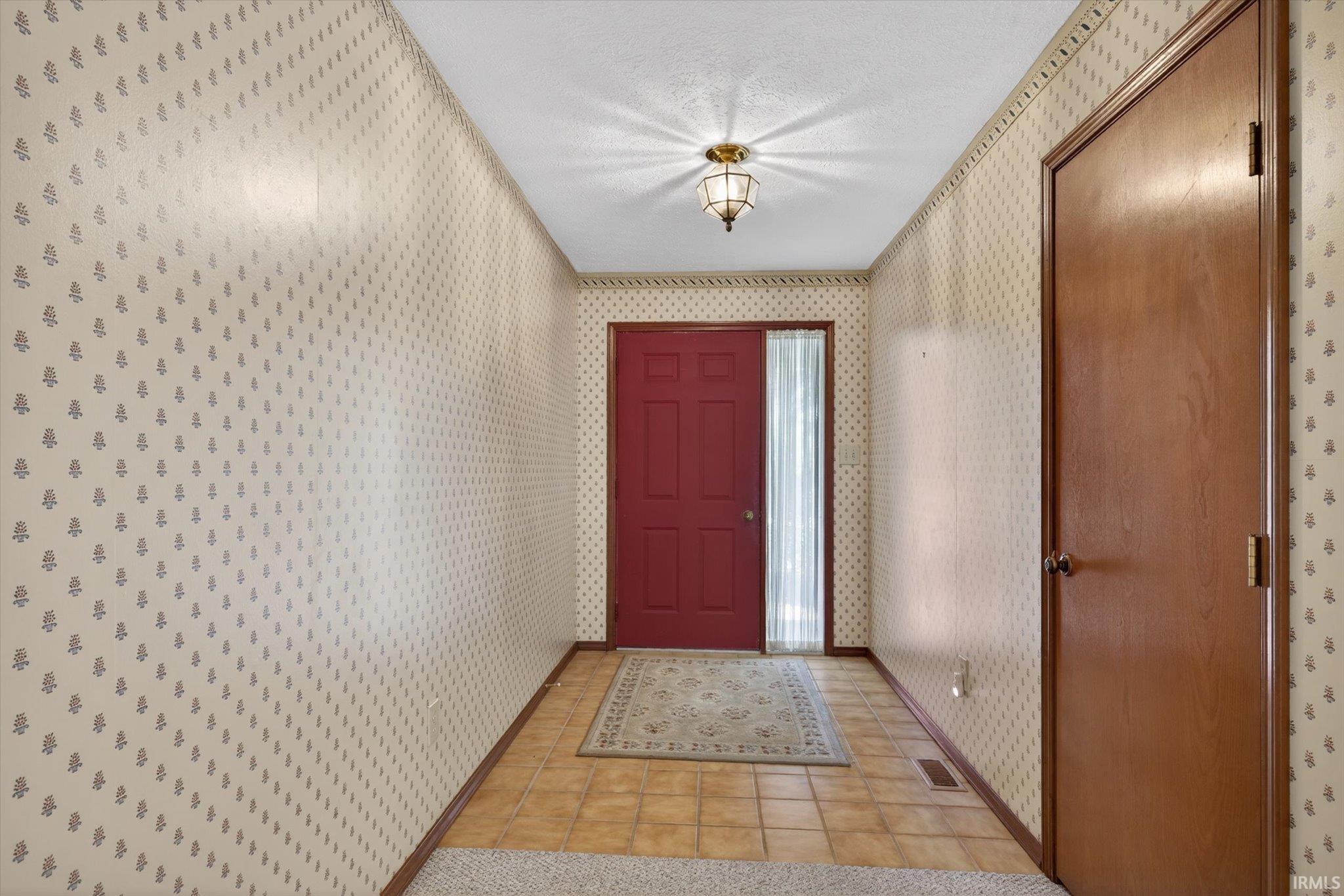 701 West Gordon Pike Bloomington, IN 47403 - Photo 7 of 36