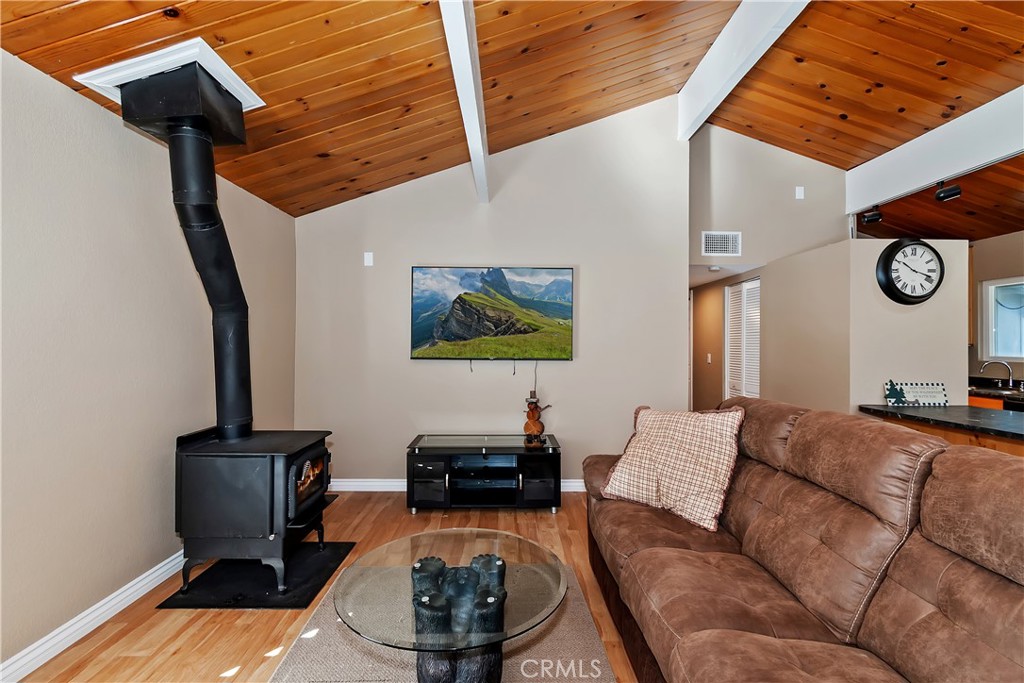 31435 Oakleaf Drive Running Springs, CA 92382 - Photo 16 of 39