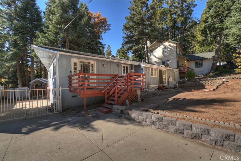 31435 Oakleaf Drive Running Springs, CA 92382 - Photo 2 of 39