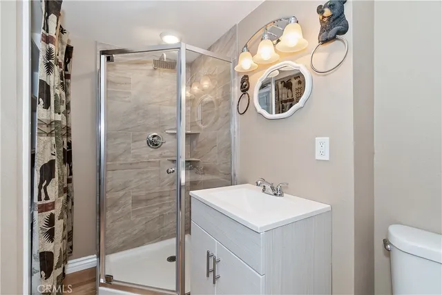 a close up view of a washer and dryer